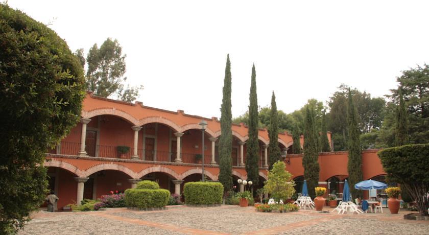 Отель Mision Tlaxcala Санта-Мария-Атльюэциан Экстерьер фото